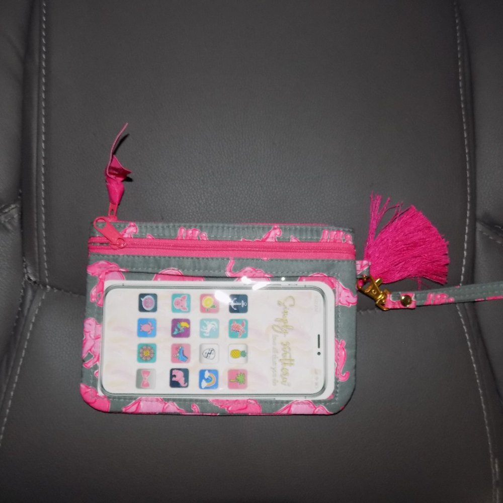Simply Southern T-Shirt Co. Elephant Wristlet